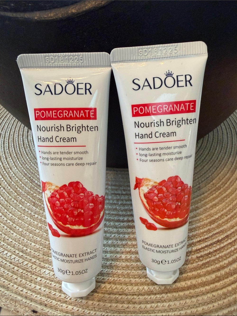 SADOER Set of 2 Pomegranate Nourish Brighten Hand Cream New 1.05 oz. Each